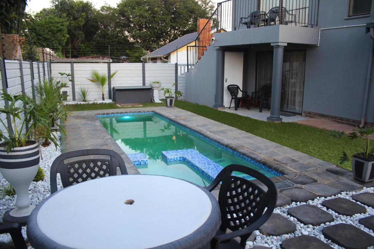 Villa La Sola B&B And Self-Catering Boksburg Exteriör bild